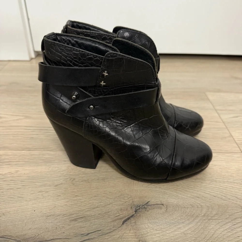 rag & bone Harrow Black Croc Embossed Leather Ankle Boots Size 36 - Picture 2 of 8